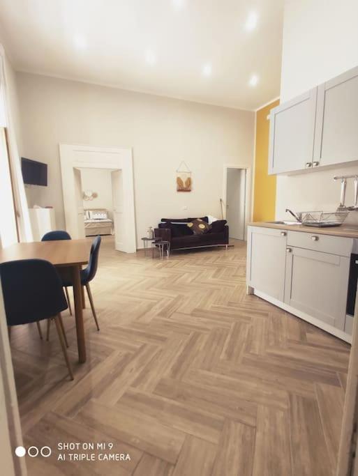 Scio' Apartment-centro Storico-