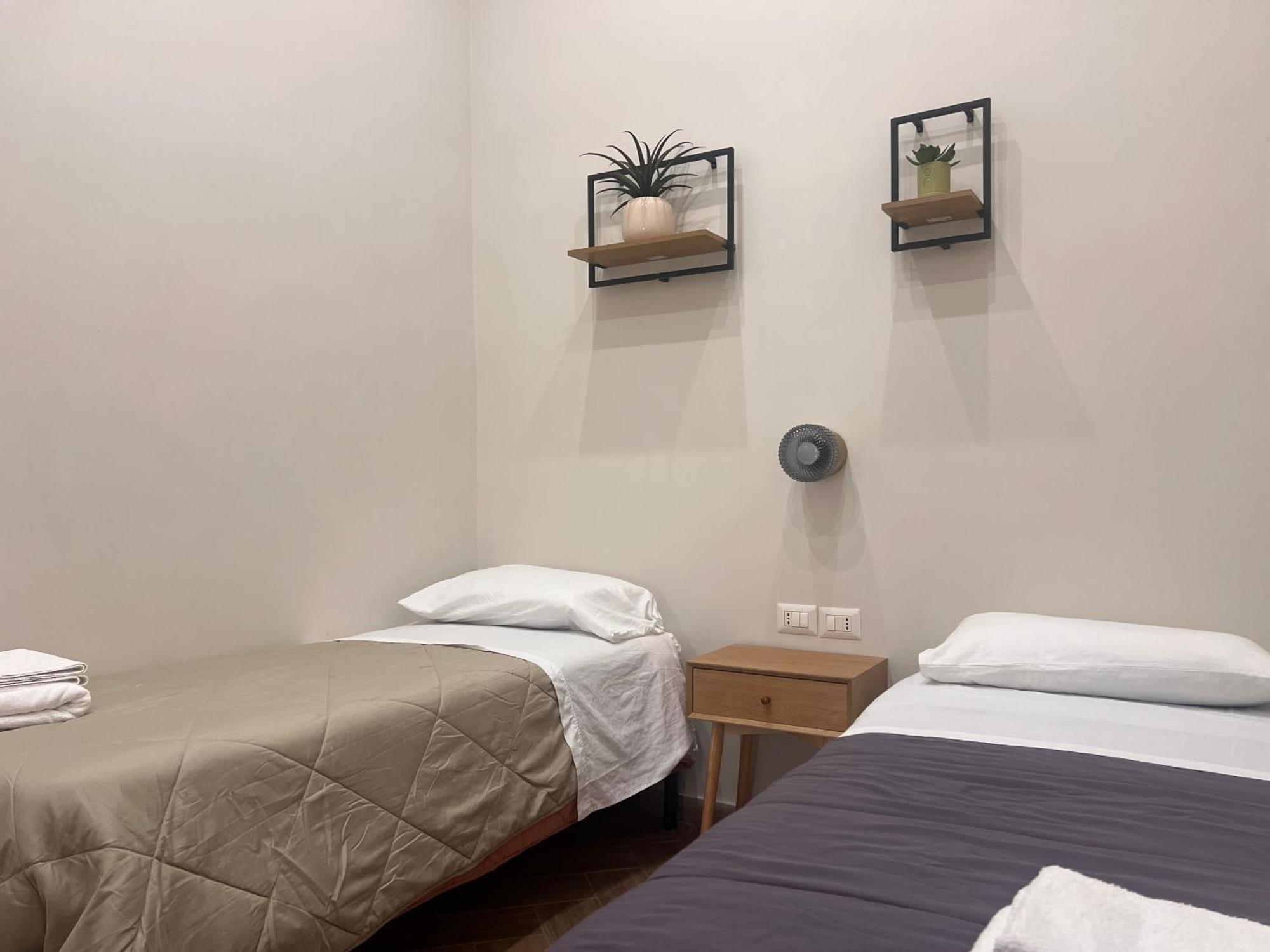 Scio' Apartment-centro Storico- * Napoli